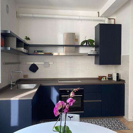 Wanderlust Splendido Appartamento In Centro Павия Екстериор снимка