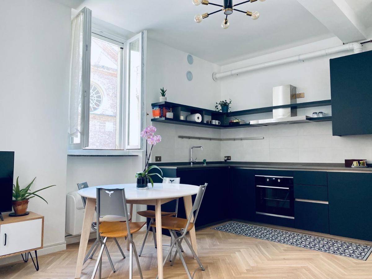 Wanderlust Splendido Appartamento In Centro Павия Екстериор снимка