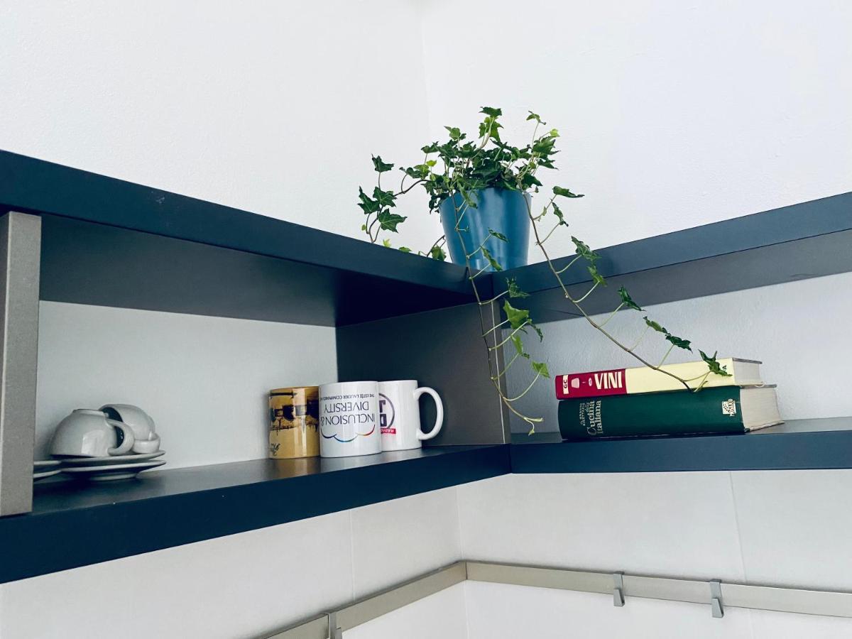Wanderlust Splendido Appartamento In Centro Павия Екстериор снимка