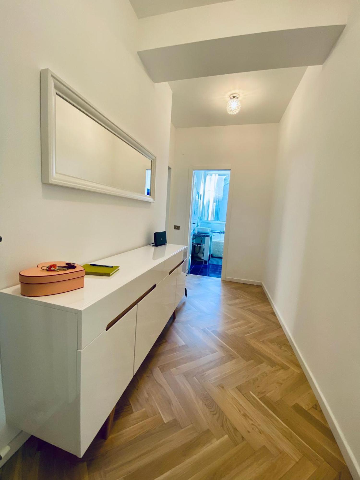 Wanderlust Splendido Appartamento In Centro Павия Екстериор снимка