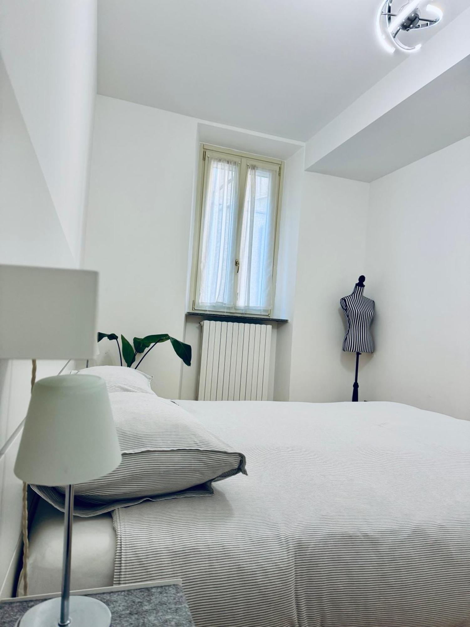 Wanderlust Splendido Appartamento In Centro Павия Екстериор снимка